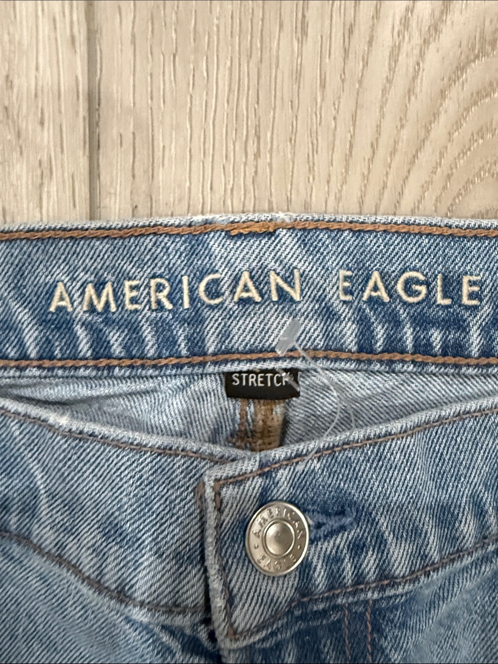 American eagle - Picture 2 of 4